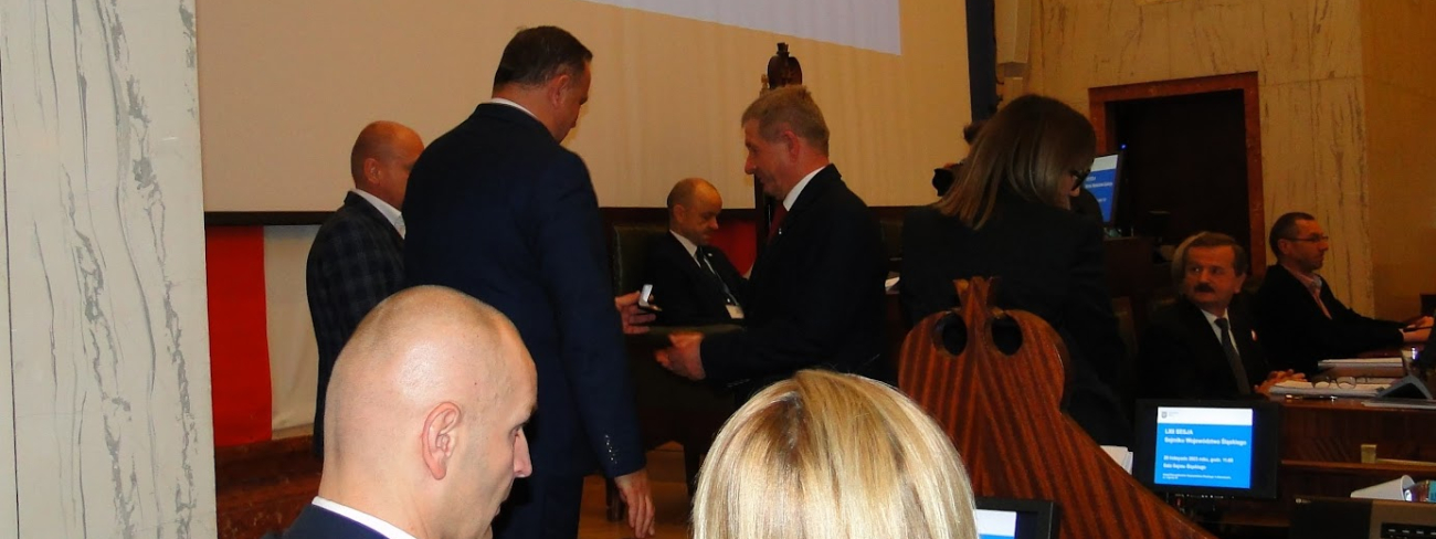 ODZNAKI HONOROWE